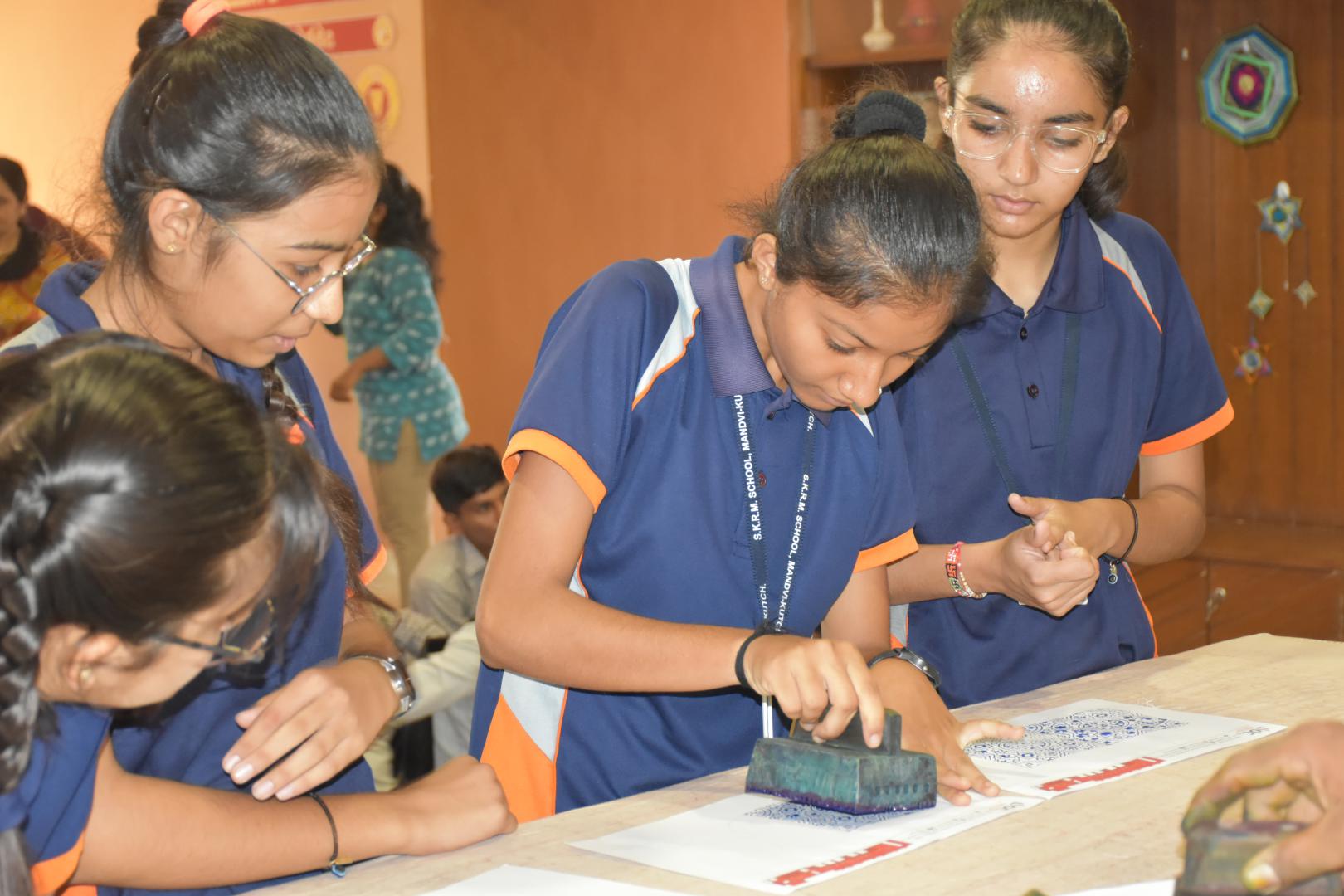 LLDC ART & CRAFT COMPETITION 2023 – slide 1