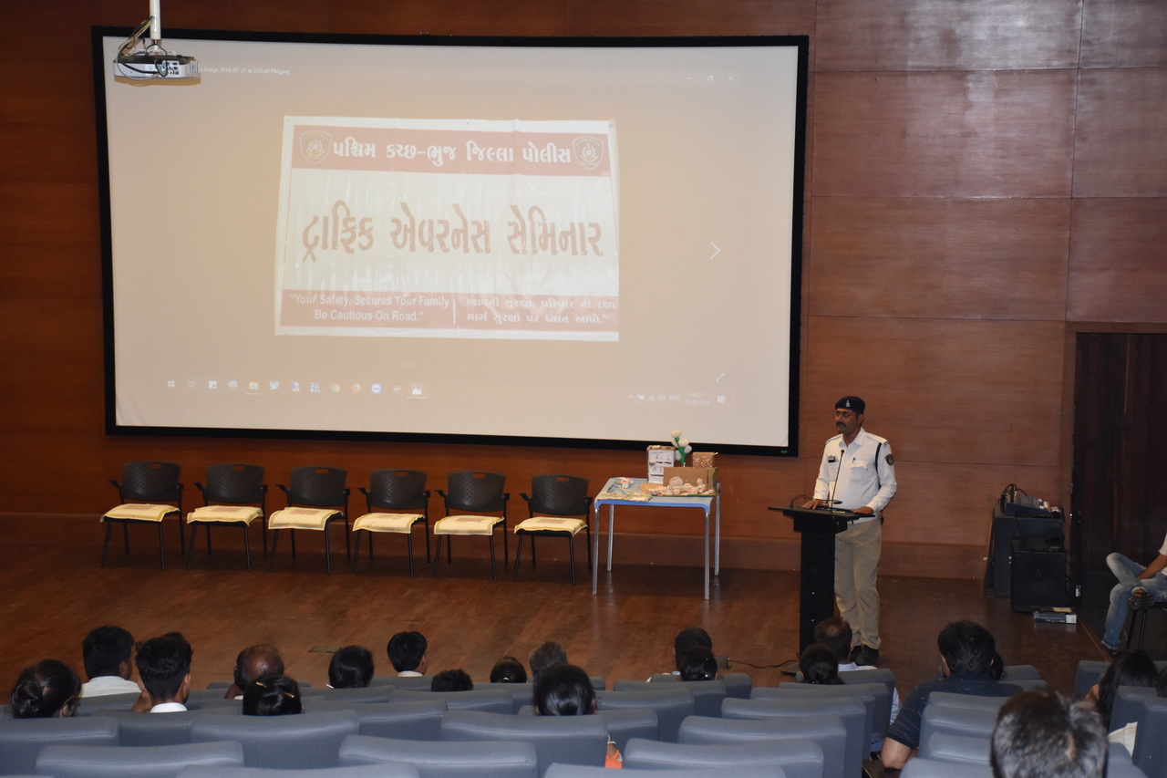 Seminar on Traffic Awareness – slide 1