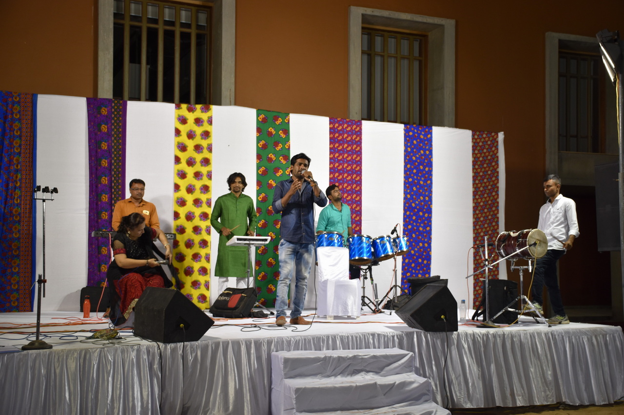 Navratri Mahotsav 2018 – slide 2