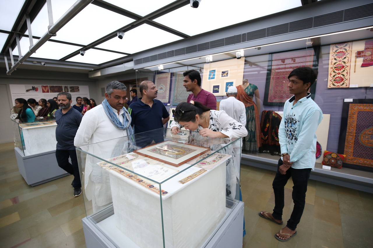 "Aari - A one-Stitch-Many-splendoured embroidery" Show Inauguration – slide 5