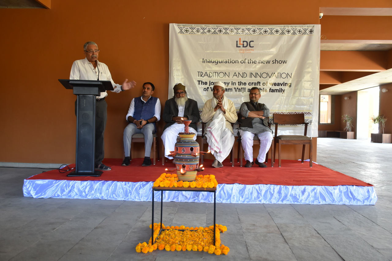 Tradition and Innovation - The journey in the craft of weaving of Vishram Valji and his family Show Inauguration – slide 3