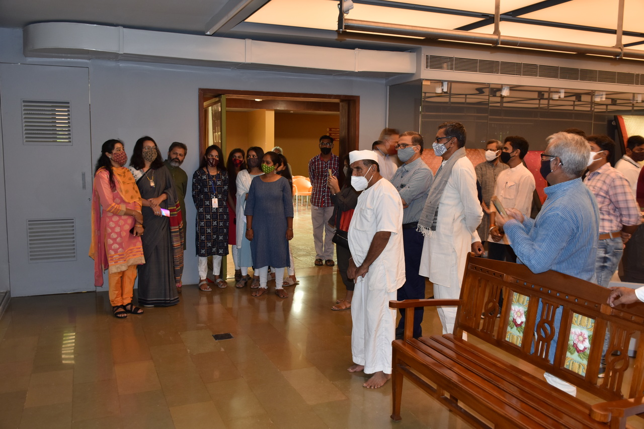 Tanchhoi Show Inauguration – slide 6