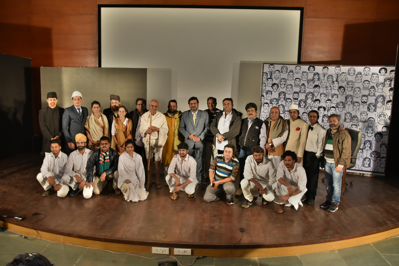 DRAMA : M. K. GANDHI HAJIR HO – slide 5