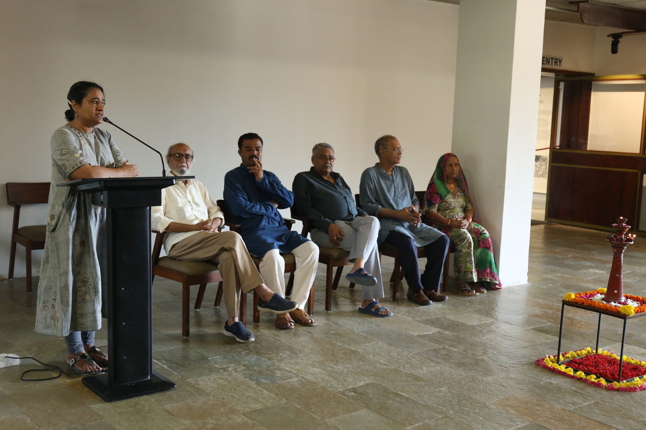 "Zari - Fabric and Metal in Harmony" Show Inauguration – slide 4