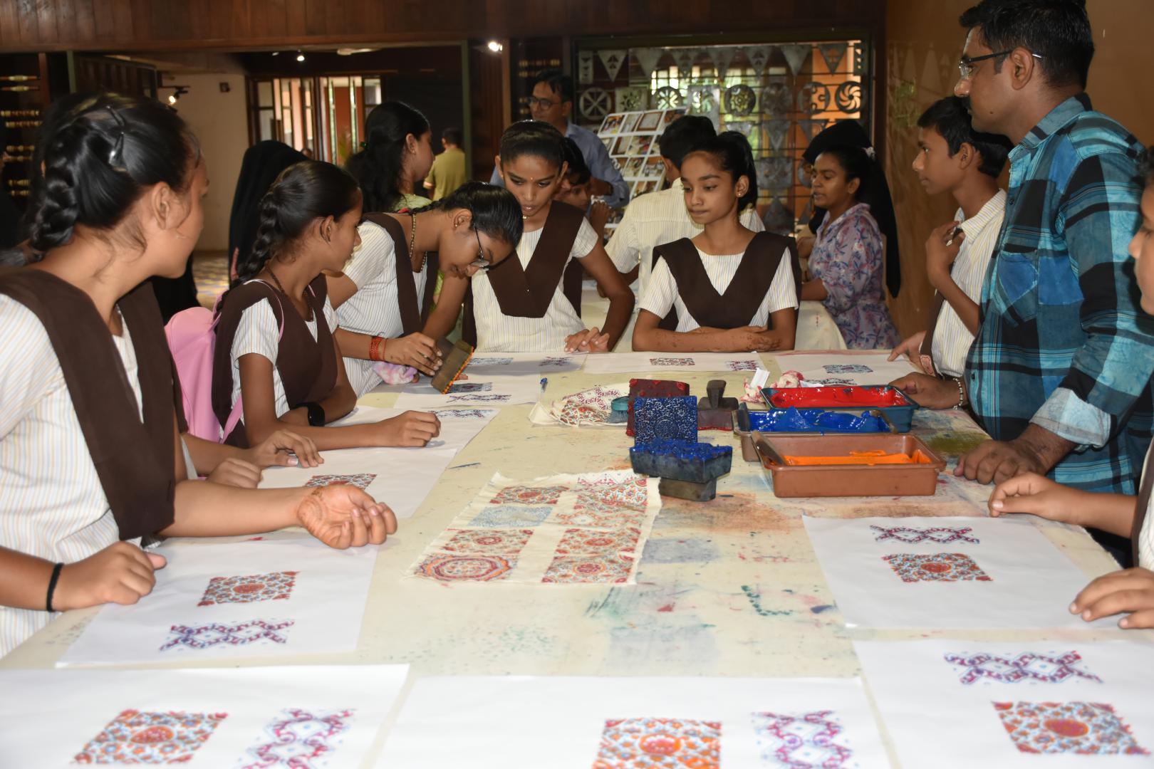 LLDC Art & Craft Competition 2024 – slide 1